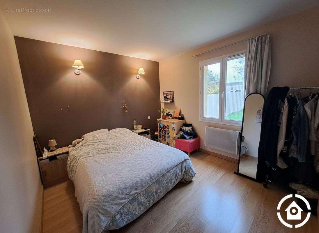 Maison à SAINTE-SEVERE