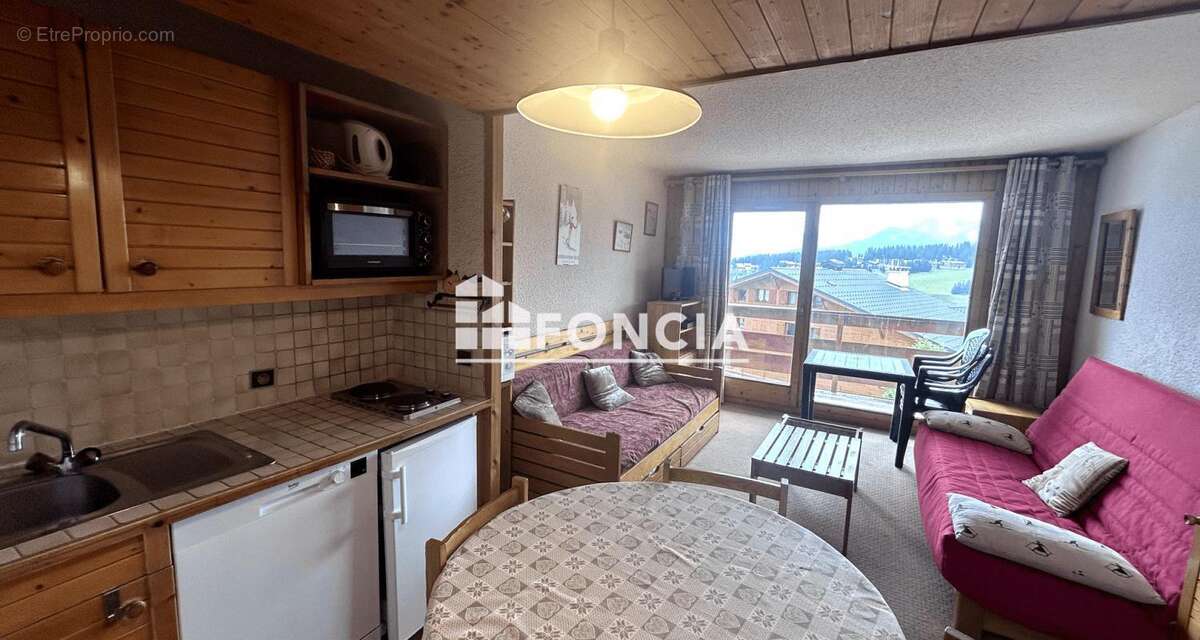 Appartement à HAUTELUCE
