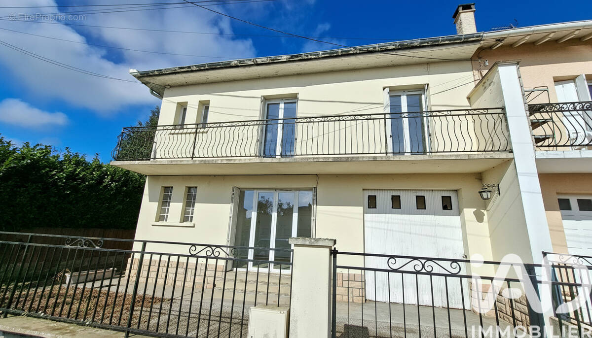 Photo 1 - Maison à CASTELSARRASIN