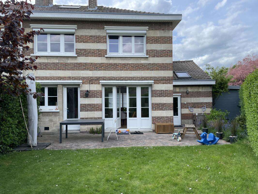 Maison à MARCQ-EN-BAROEUL