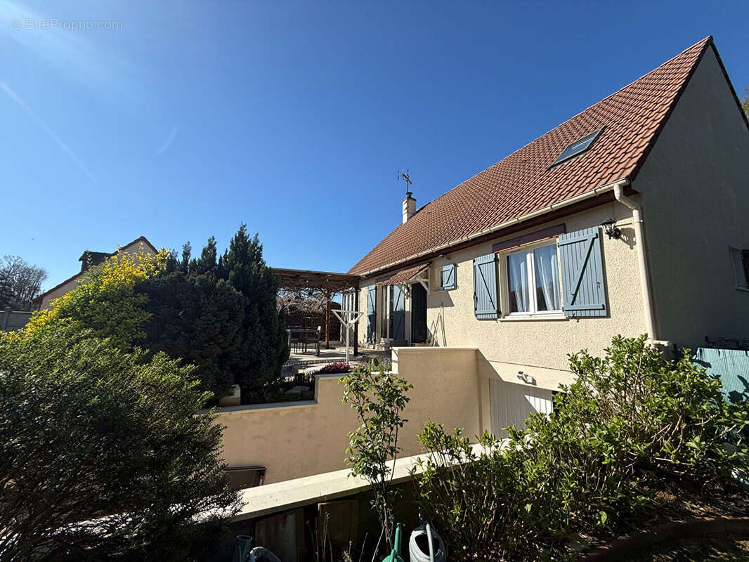 Maison à NONANCOURT