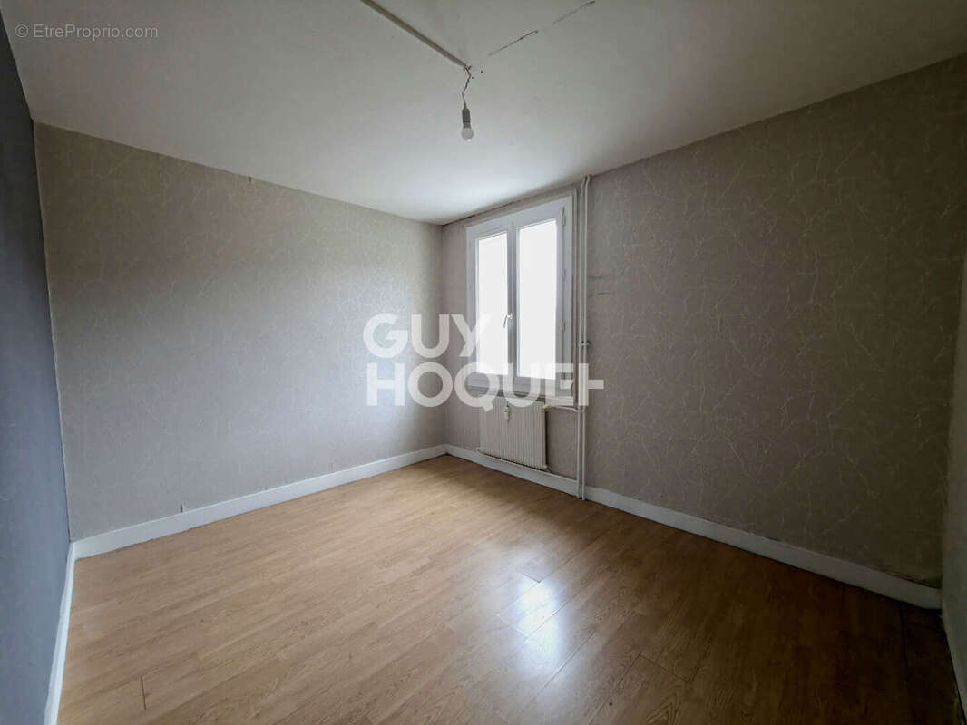 Appartement à SAIL-SOUS-COUZAN