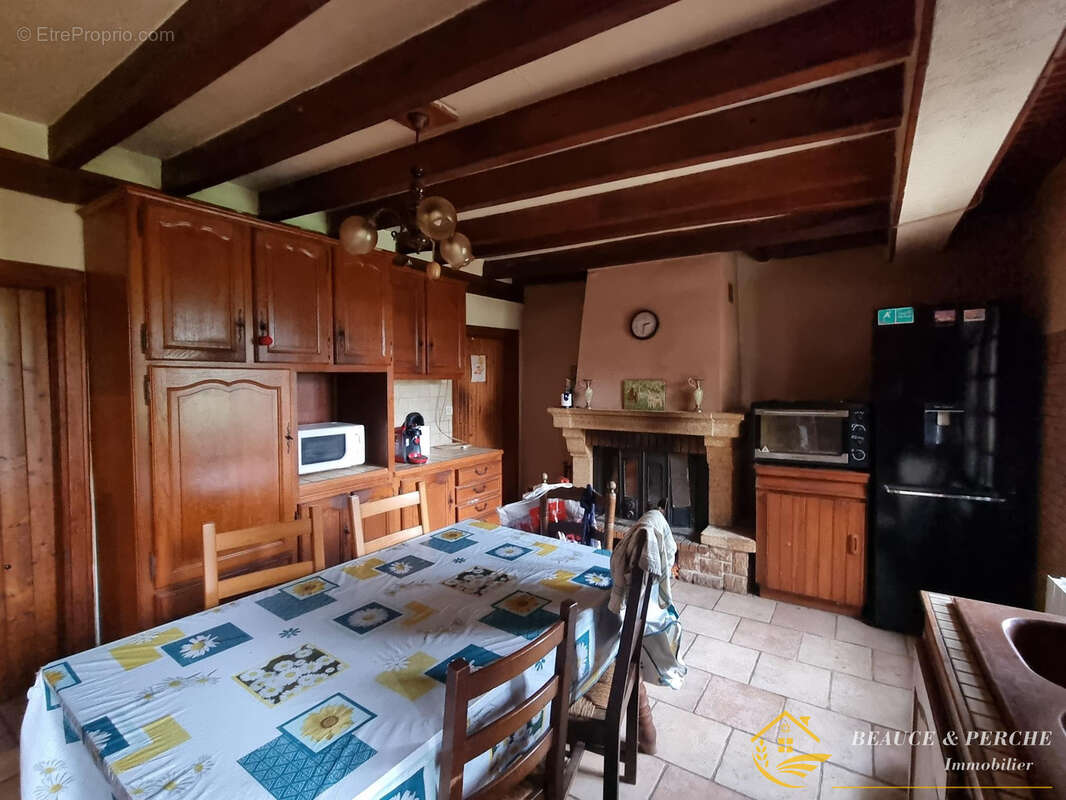 Maison à MIGNIERES