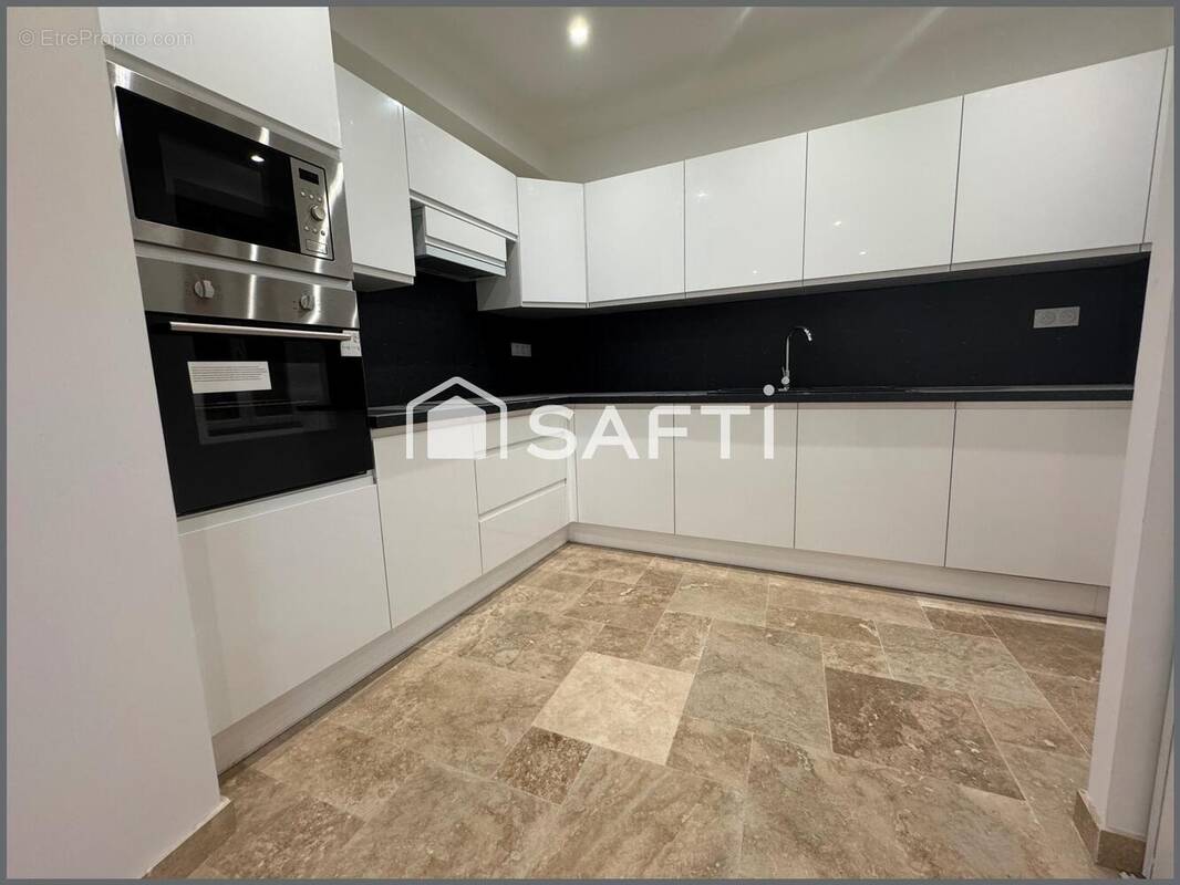 Photo 1 - Maison à PEZENS