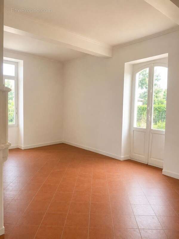 Maison 310 m² à Cugnaux  - photo 3