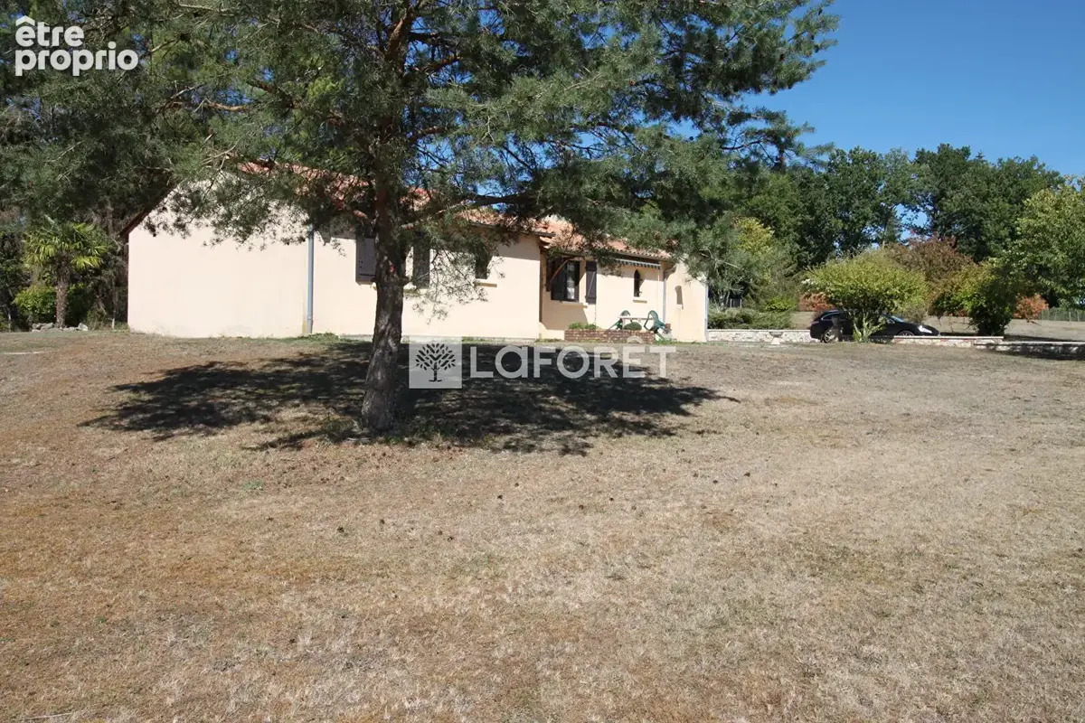 Plain pied à La Chapelle Faucher de 105 m2 avec vue imprenable sur la vallée - photo 11