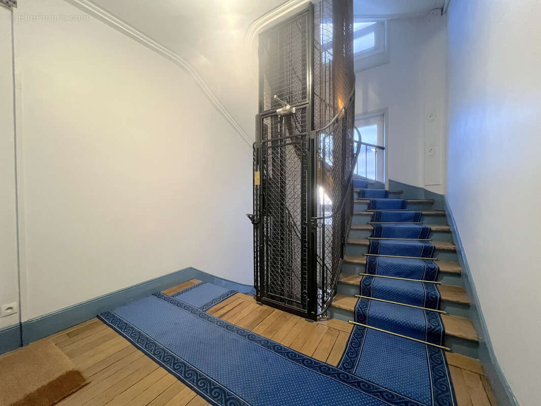 Appartement à ASNIERES-SUR-SEINE