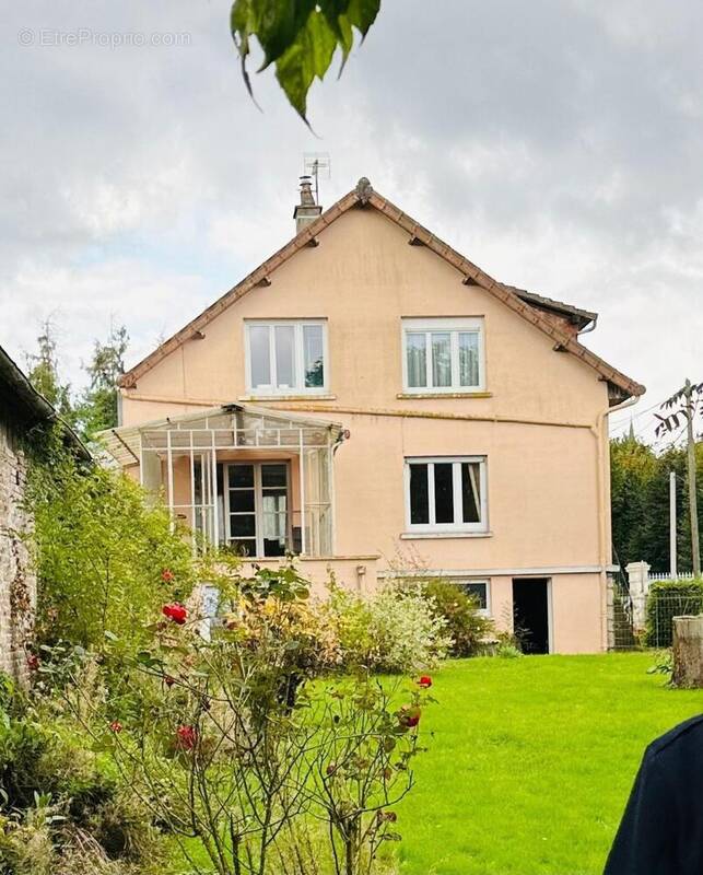Photo 1 - Maison à LIGNIERES-CHATELAIN