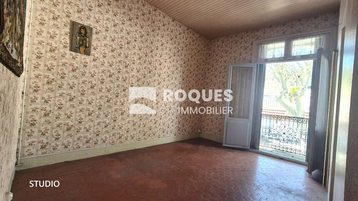 Appartement à LAMALOU-LES-BAINS
