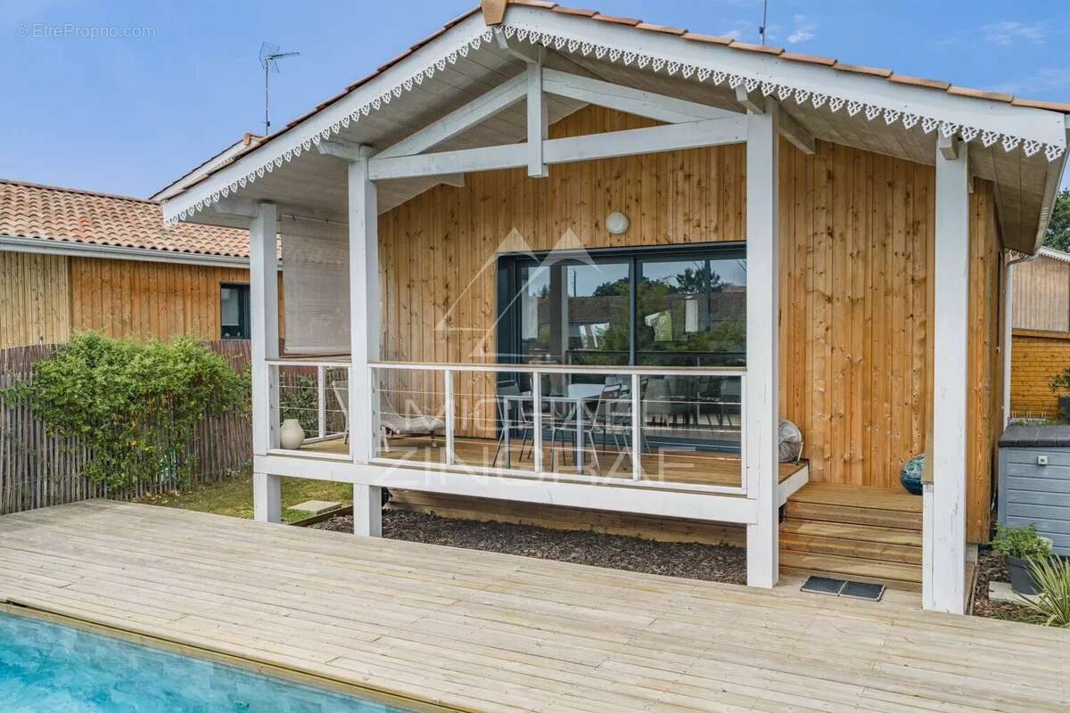 Maison à GUJAN-MESTRAS