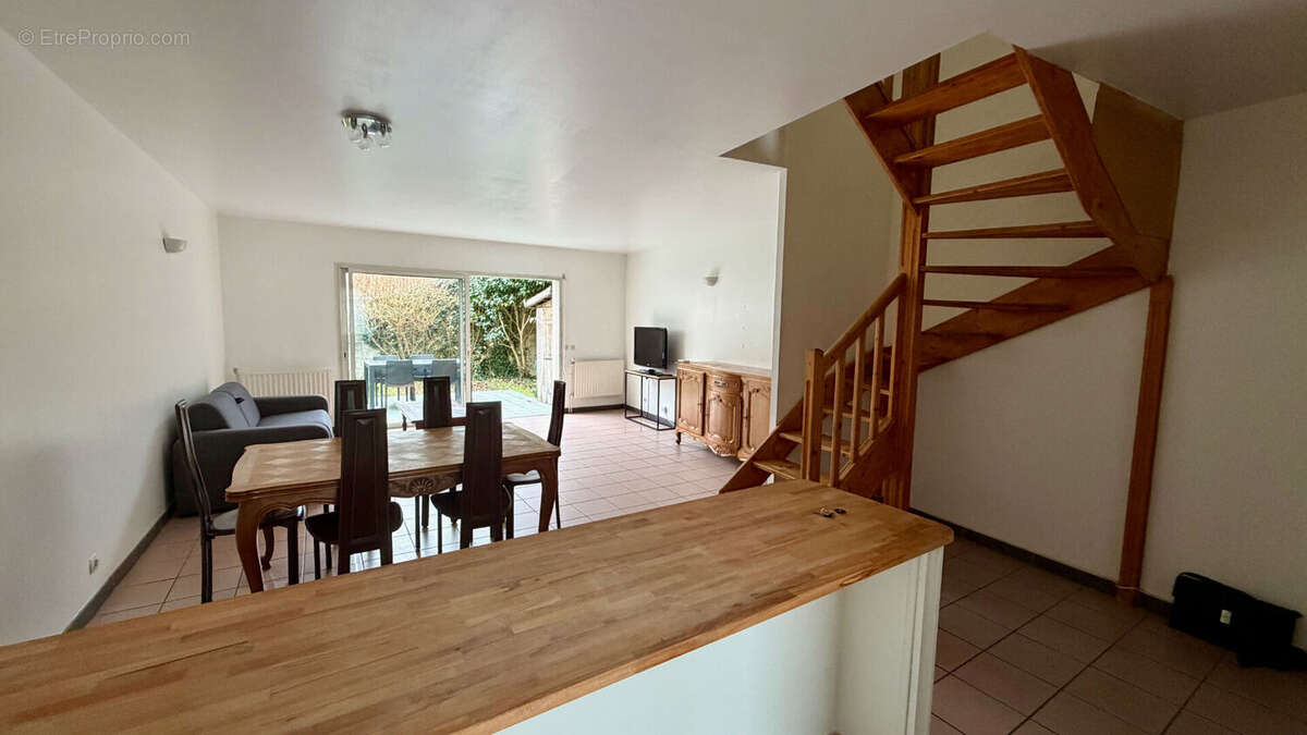 Maison à vendre à Talence - 4 pièces, 3 chambres, très bon état - photo 3