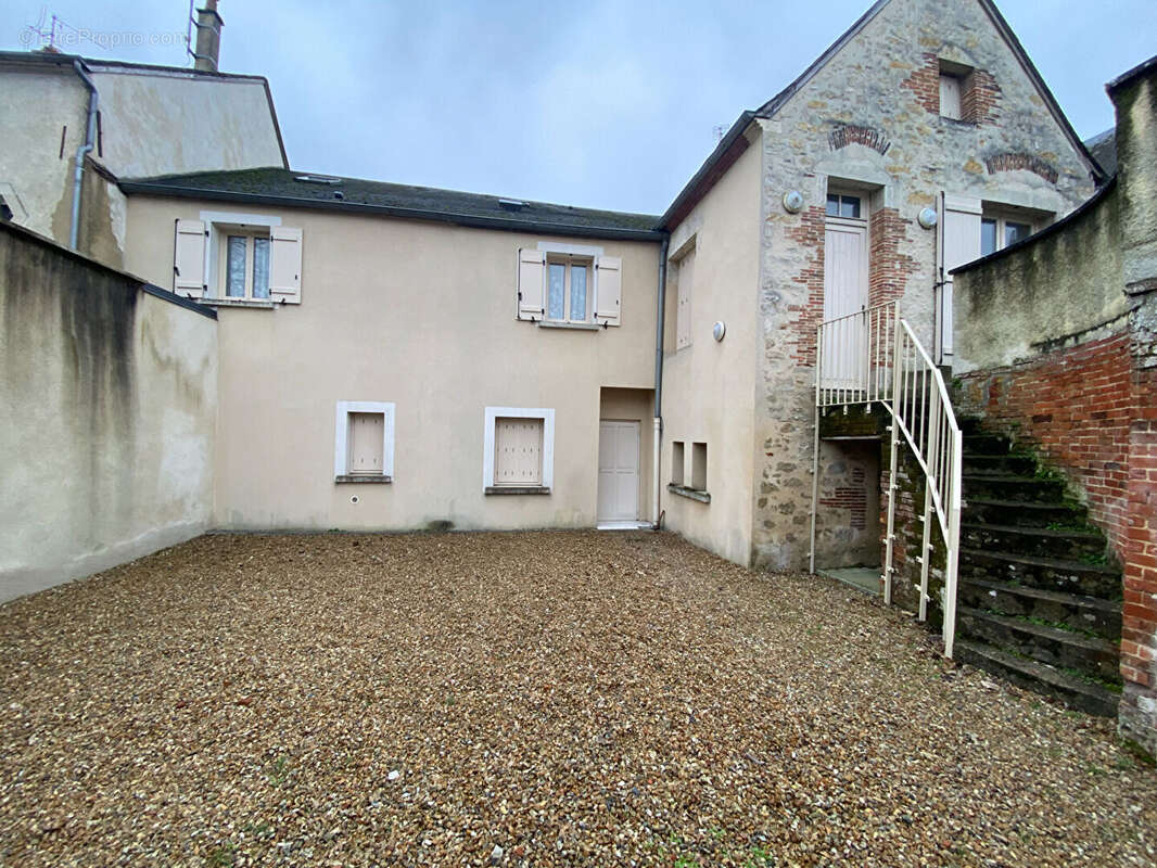 Appartement à LA FERTE-BERNARD