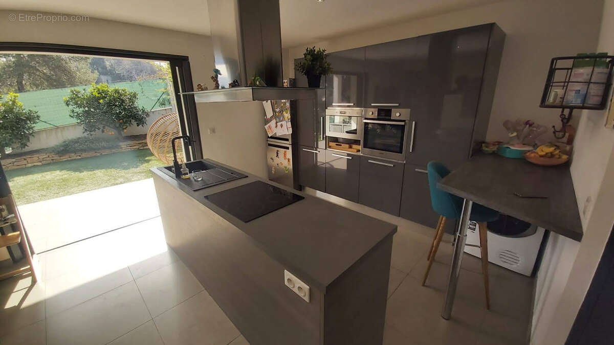 Maison à SIX-FOURS-LES-PLAGES