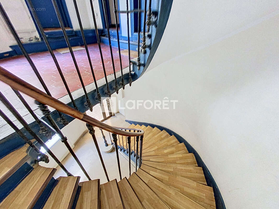 Appartement à PARIS-8E