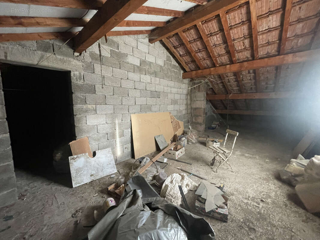 Maison à VELLECHEVREUX-ET-COURBENANS