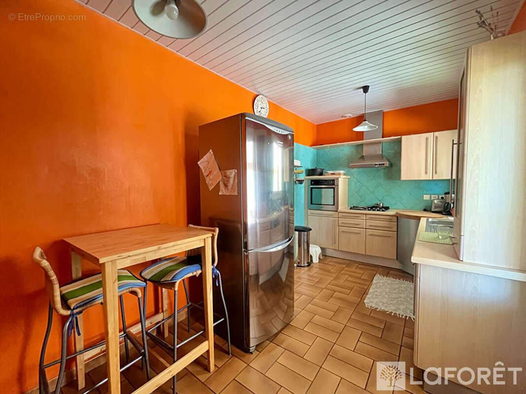 Maison à AMBARES-ET-LAGRAVE