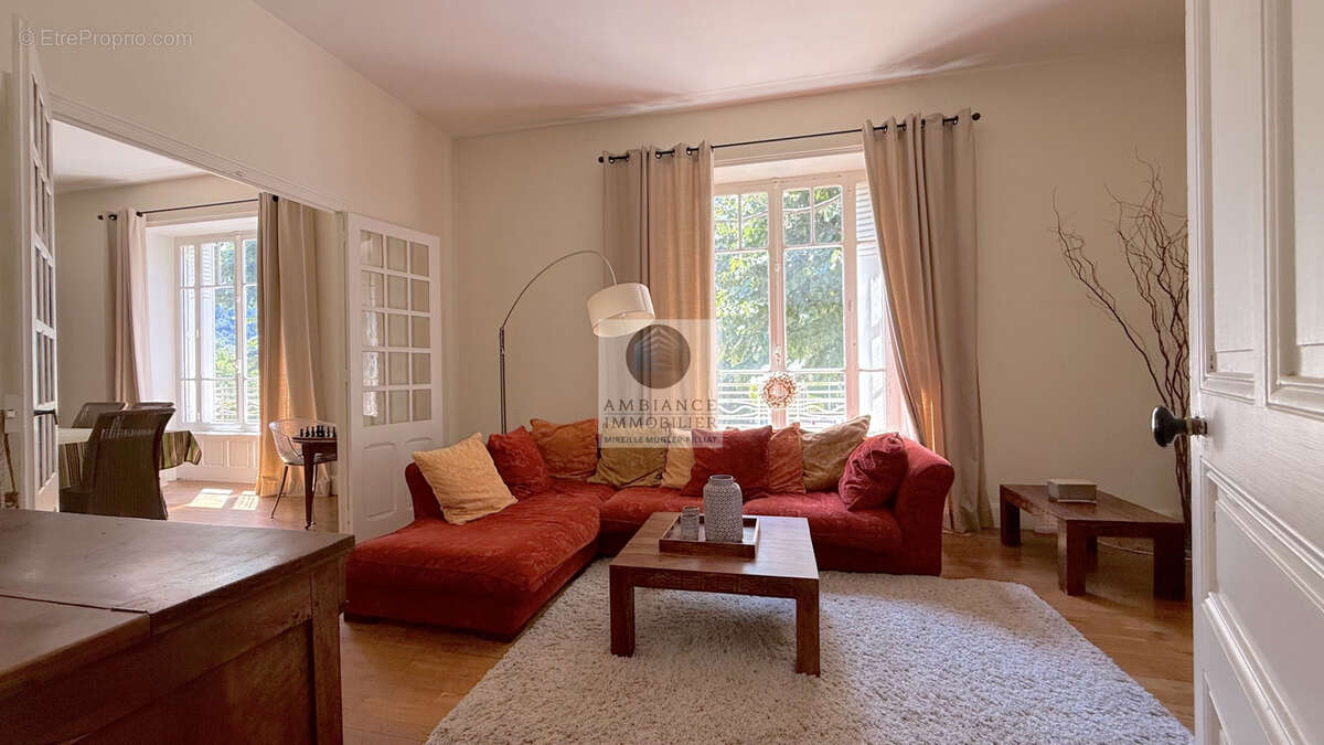 Maison à LES OLLIERES-SUR-EYRIEUX