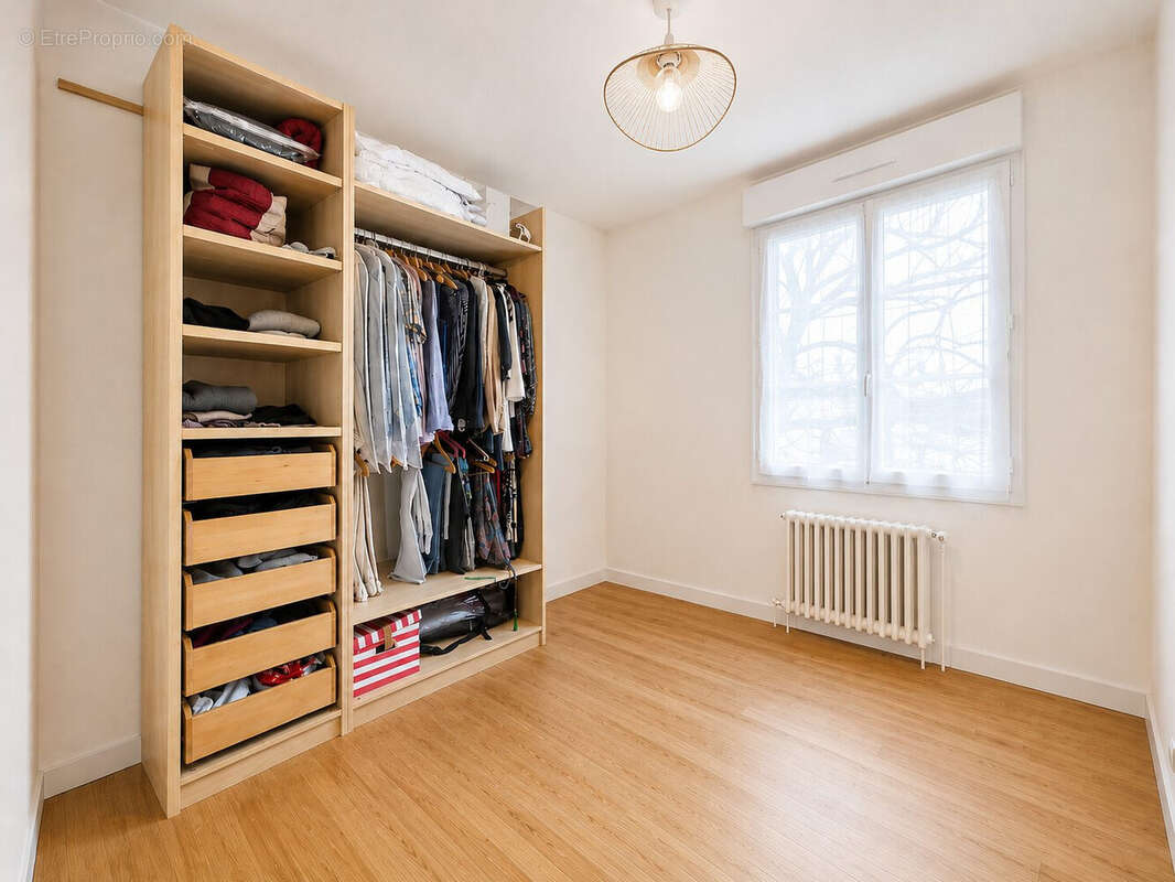 Maison 196 m² à Gond-Pontouvre  - photo 9