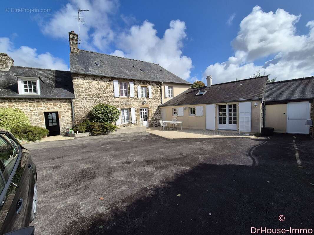 Maison 121 m² à Gorron  - photo 21