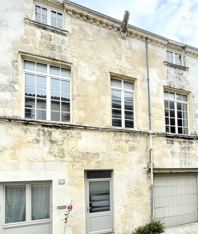Appartement à LA ROCHELLE