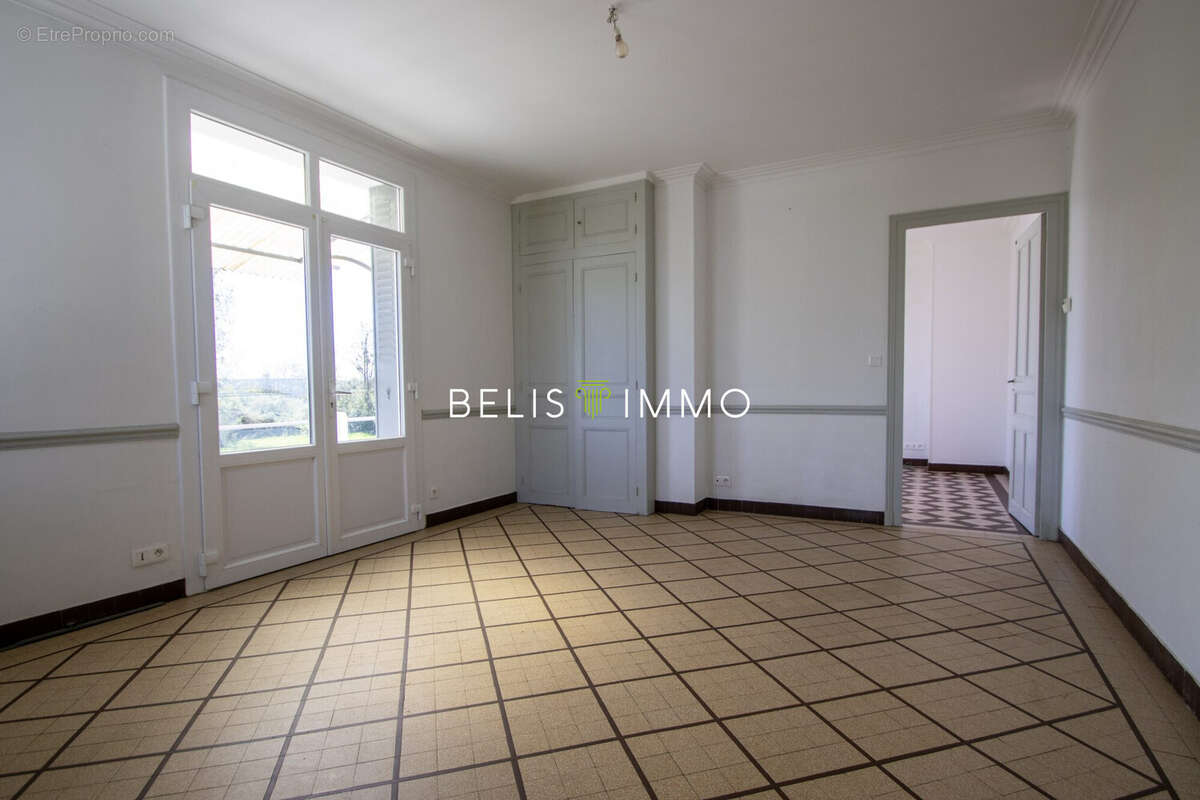 Maison à SAINT-MARTIN-LE-BEAU