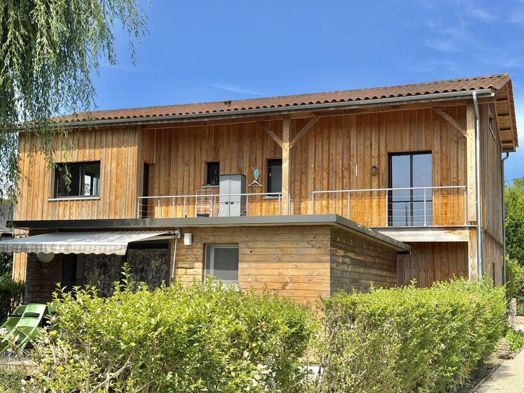 Maison 74 m² à Coux-Et-Bigaroque  - photo 3