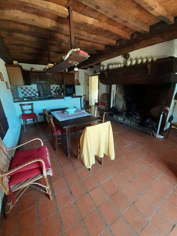 Corps de ferme à 6 min de Séreilhac - photo 12