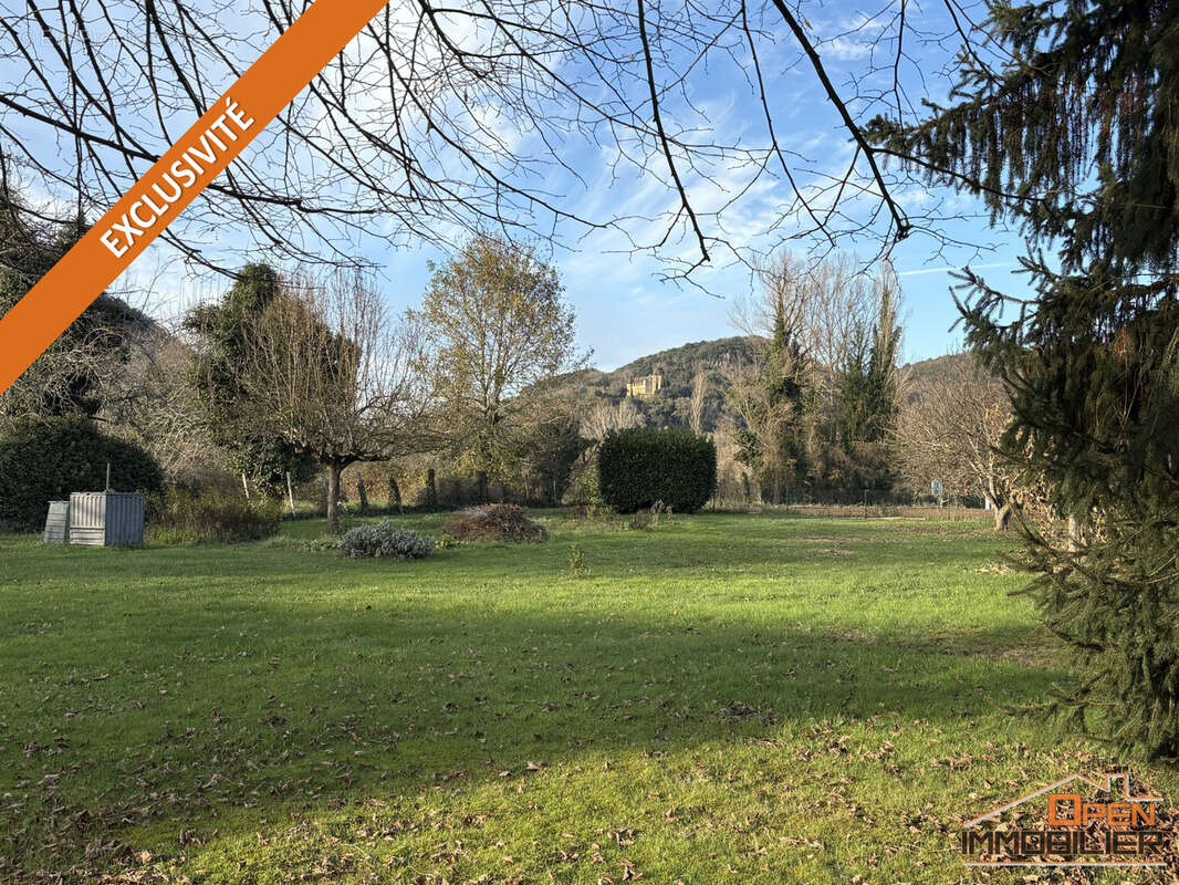 Maison à SAINT-JULIEN-DE-LAMPON