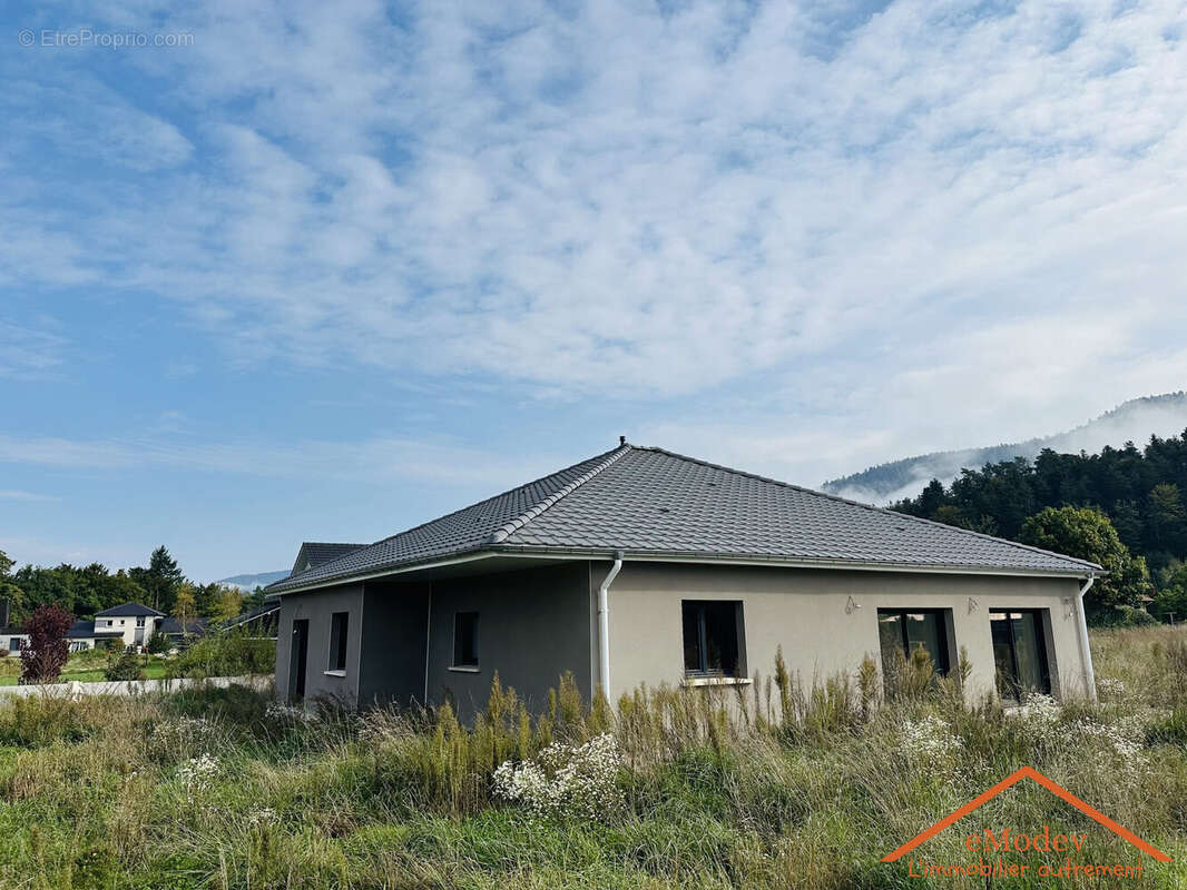 Maison à SAINT-ETIENNE-LES-REMIREMONT