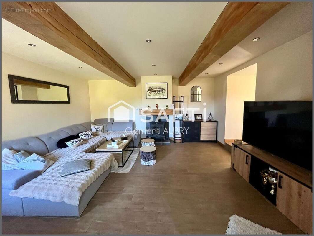 Photo 2 - Maison à MARTIGNE-FERCHAUD