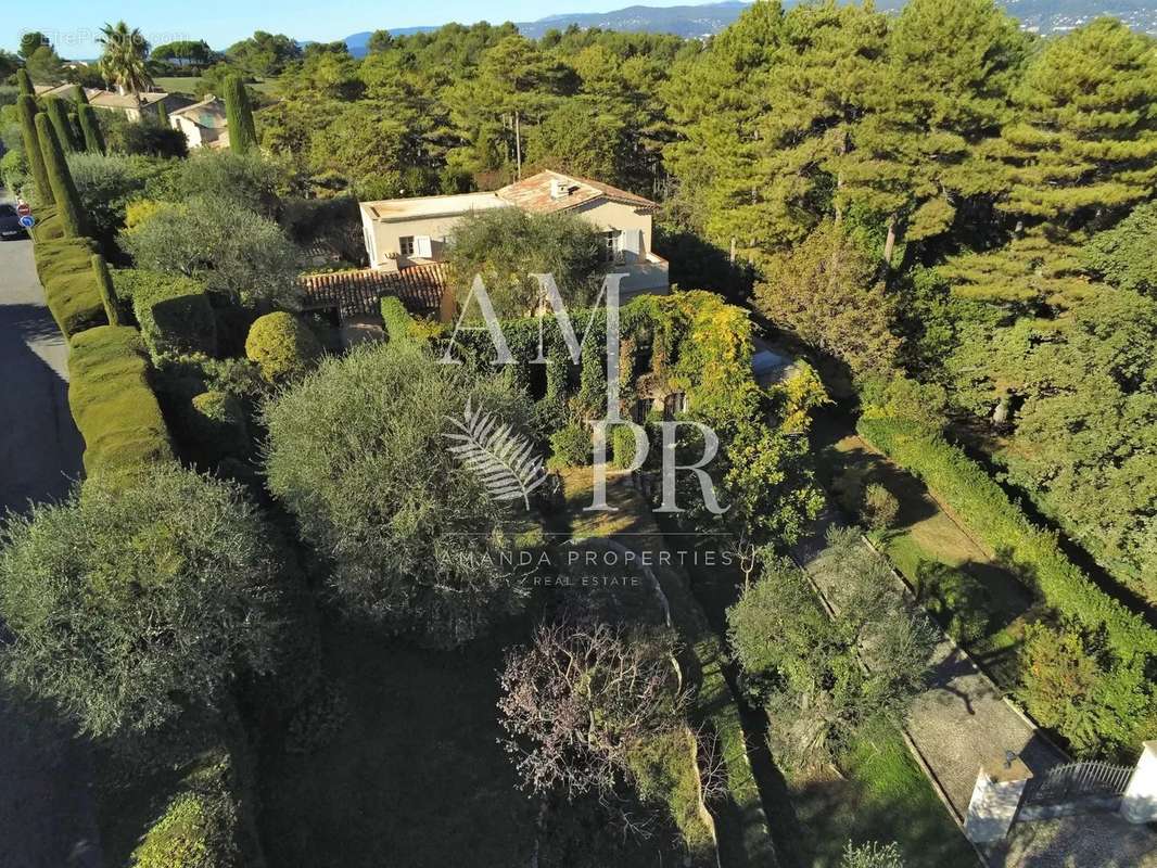 Maison à MOUANS-SARTOUX