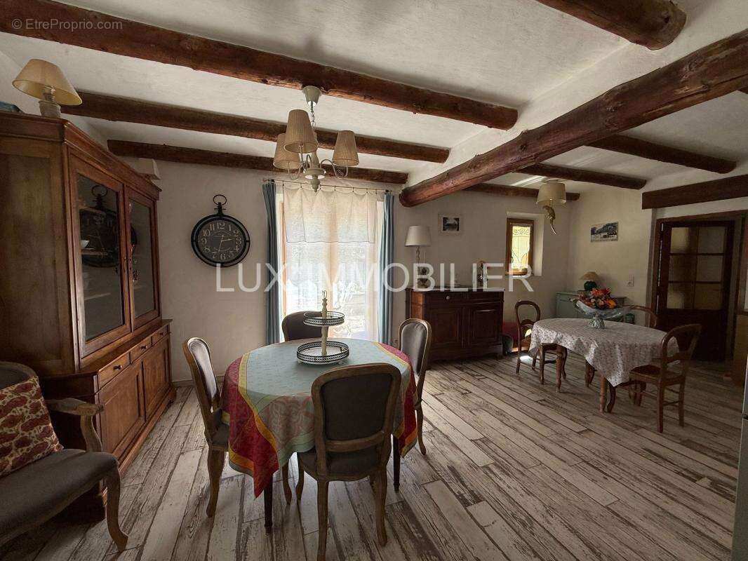 Maison à MAUSSANE-LES-ALPILLES