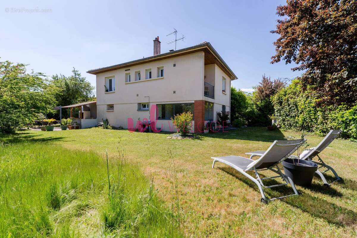 Maison à CHAVANOZ