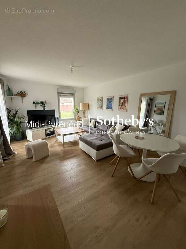 Appartement à AUCAMVILLE