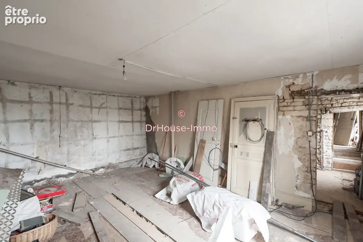 Maison 56 m² à Neuville-De-Poitou  - photo 8