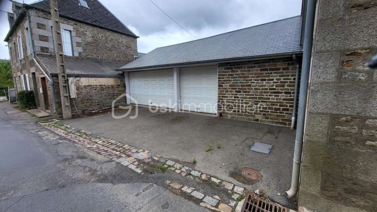 Maison à LANDELLES-ET-COUPIGNY