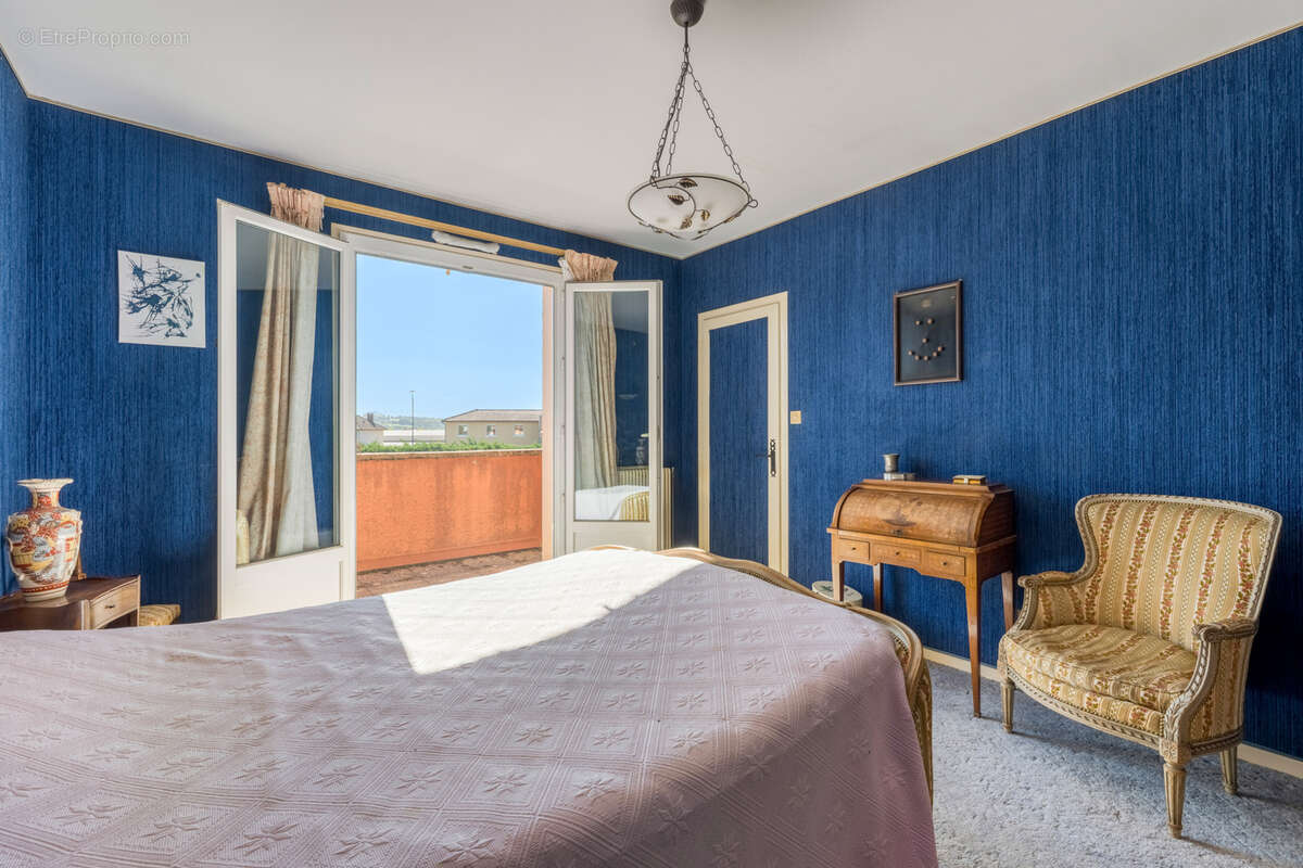 Maison à CHAZAY-D&#039;AZERGUES