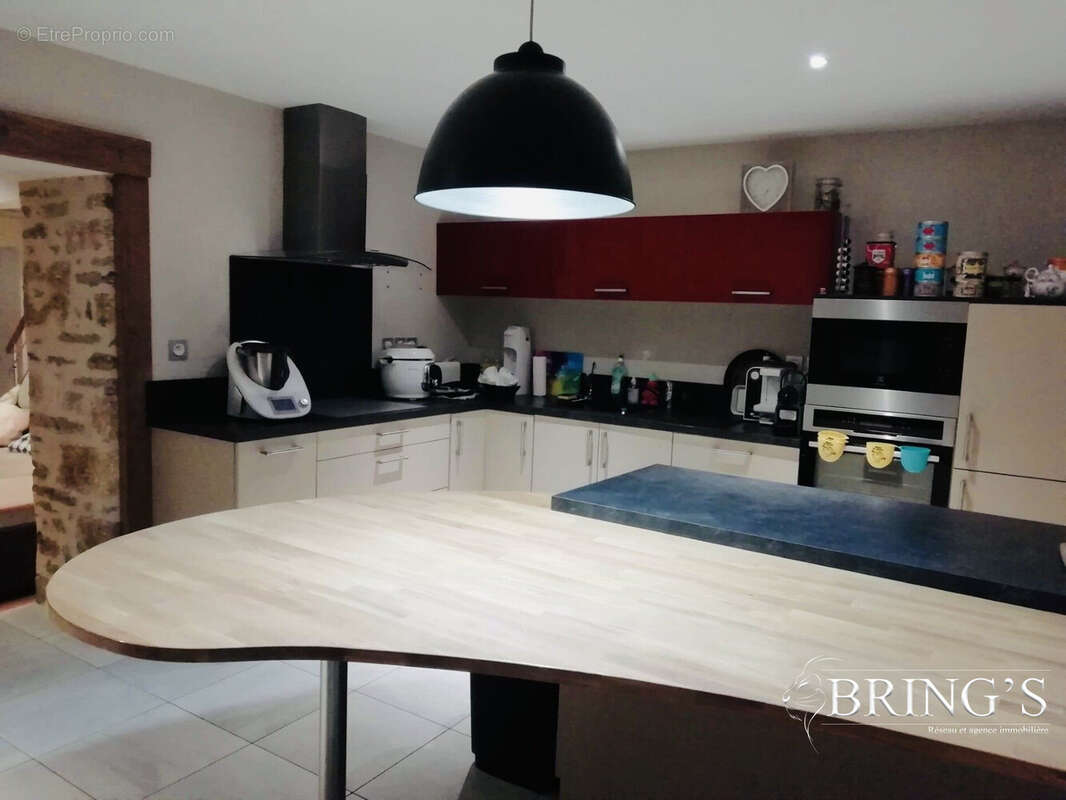 Maison à CONDE-SUR-SARTHE