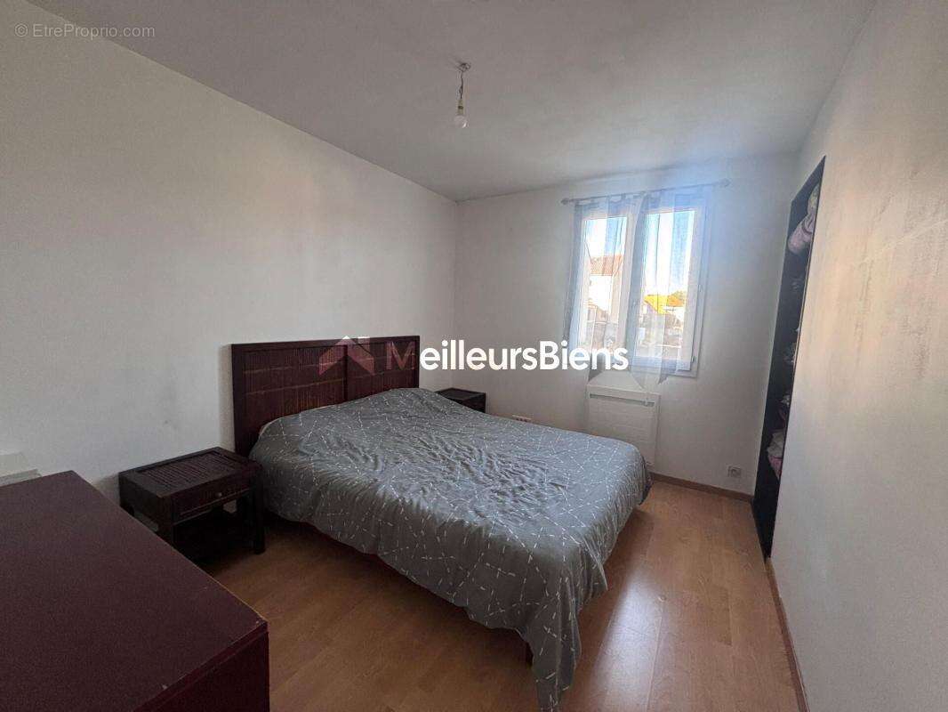 Maison à MAZIERES-EN-MAUGES