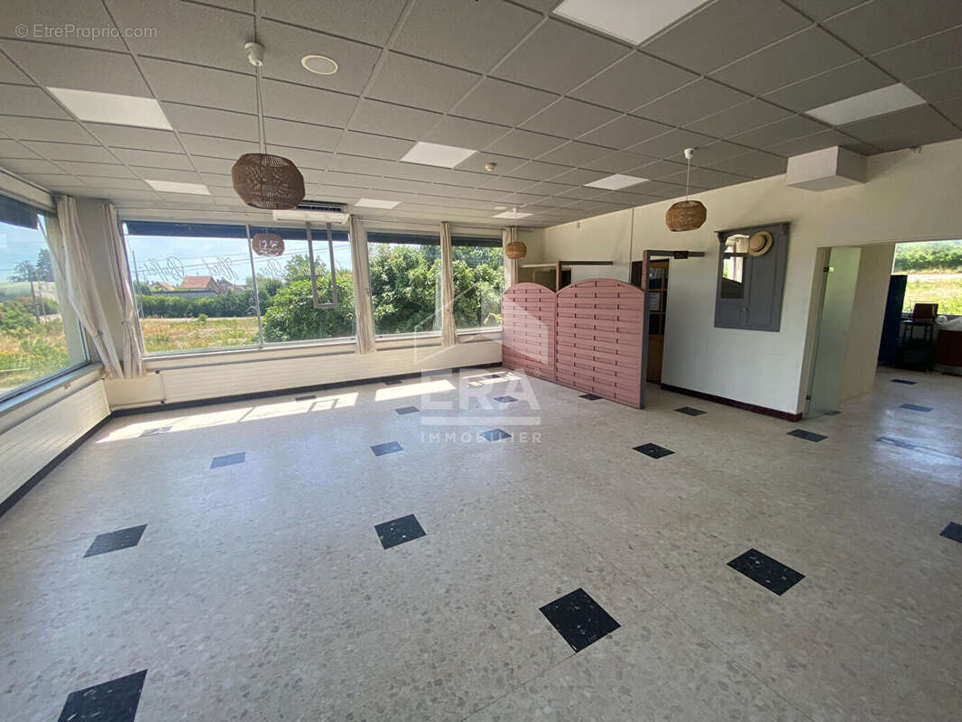 Local commercial 713m² à champigny - photo 4
