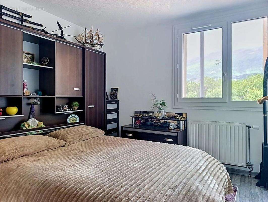 Appartement à ECHIROLLES