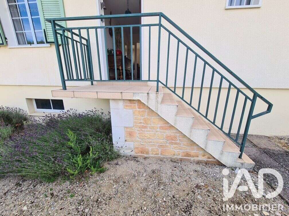Maison 81 m² à Gondrecourt-Le-Chateau  - photo 7