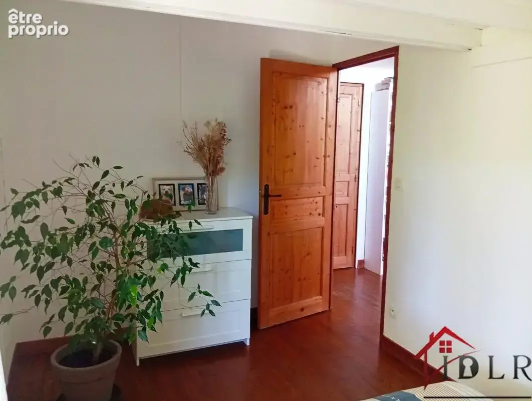 Maison rénovée à Faugères - photo 12