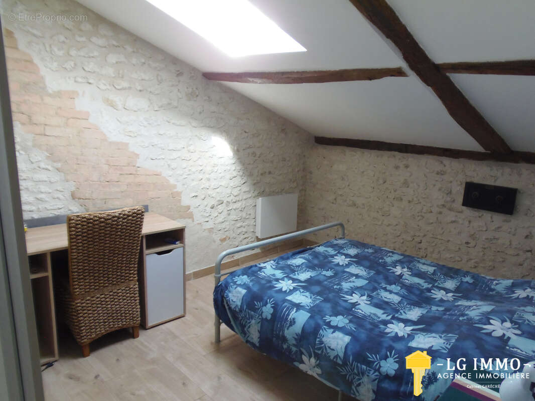 Maison à MORTAGNE-SUR-GIRONDE