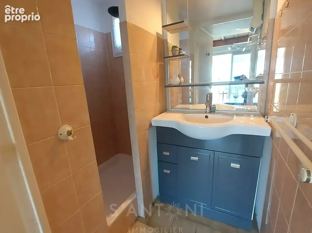 6 couchages, cabine, mezzanine, parking, piscine, loggia, 200m de la mer - photo 13