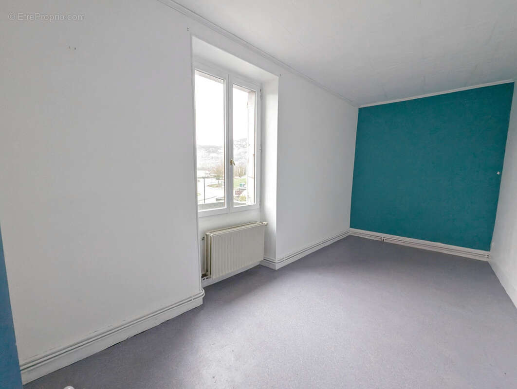 Maison à VARCES-ALLIERES-ET-RISSET