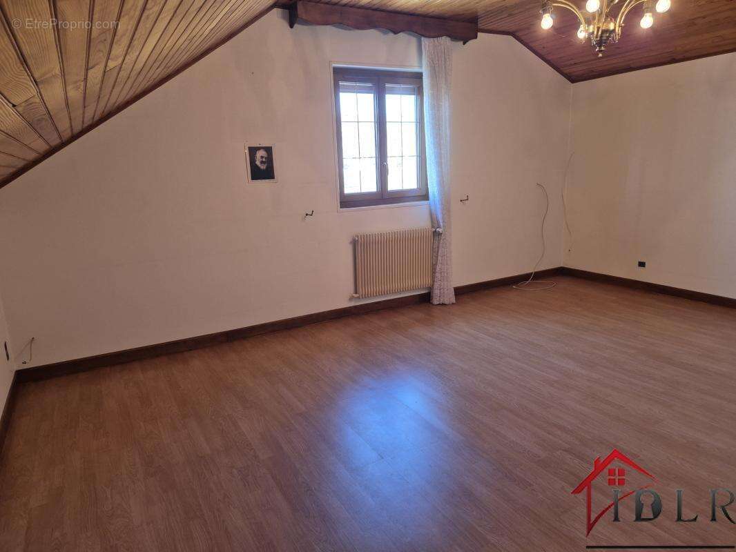 Maison à BETTANCOURT-LA-FERREE