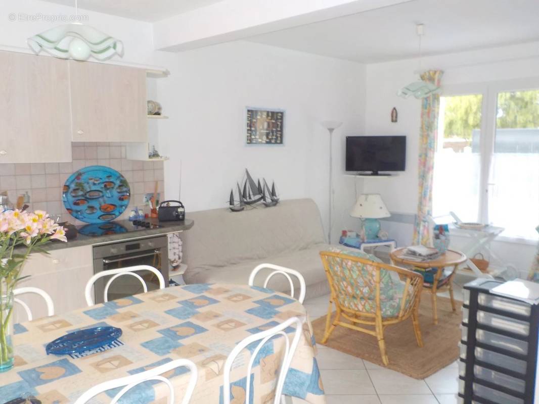 Maison à LA TURBALLE