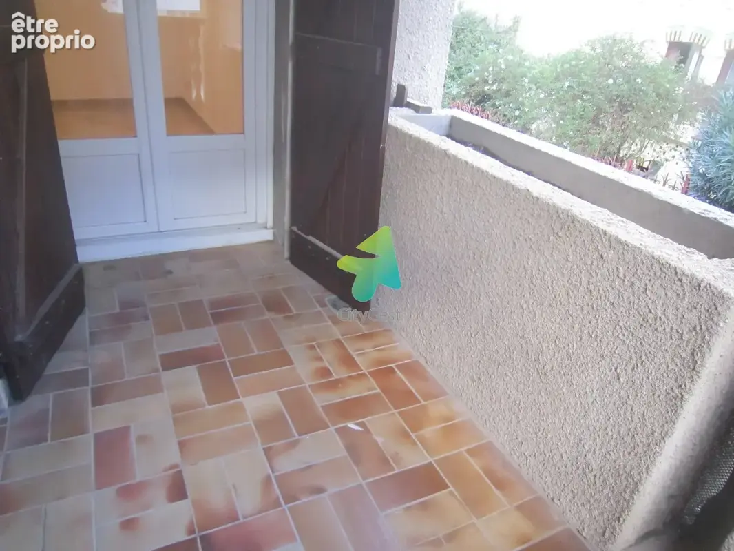 Appartement 12 pièces 210 m² à vendre à Narbonne (11100) - photo 2