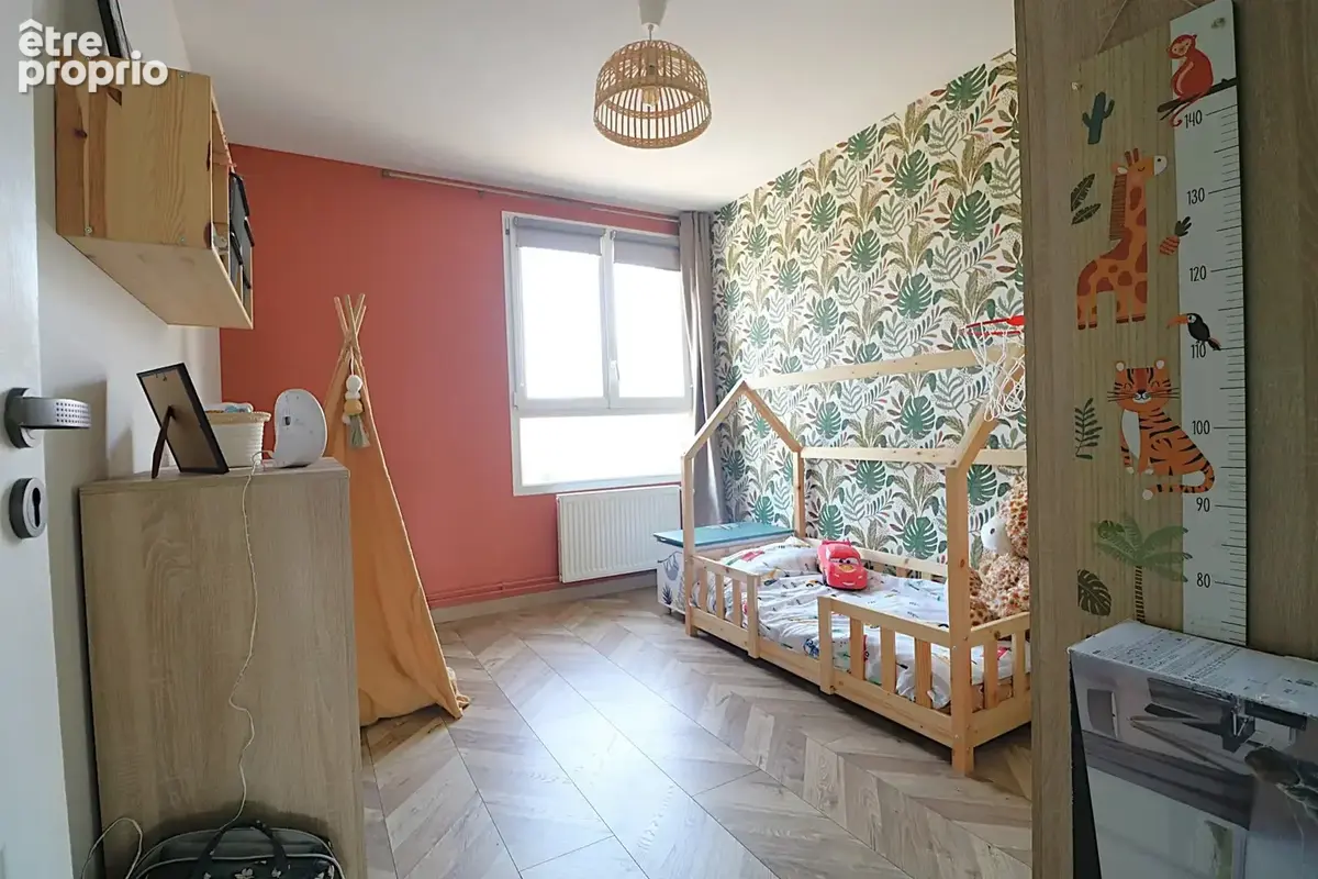 Appartement T4 de 90 m² avec terrasse + garage + cave - photo 8